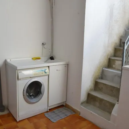 Saraceni 1 Piano بيت للعطل