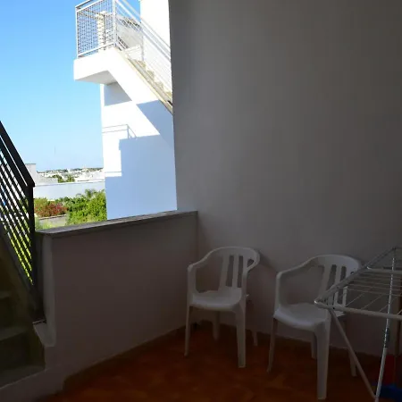 Saraceni 1 Piano بيت للعطل